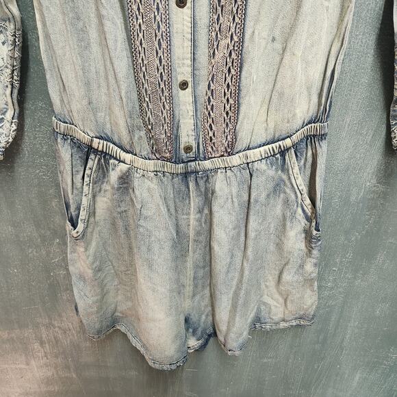 MISS ME CHAMBRAY & LACE KEEPSAKE ROMPER DENIM JUMPSUIT Small Pockets - Picture 4 of 14